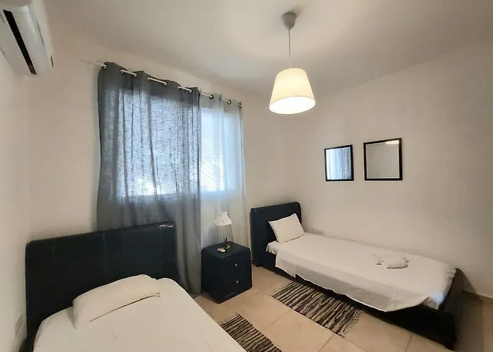 Mythical Sands - Aura Apartmán *