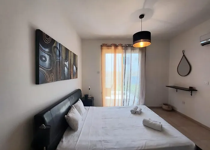 Mythical Sands - Aura * Paralimni